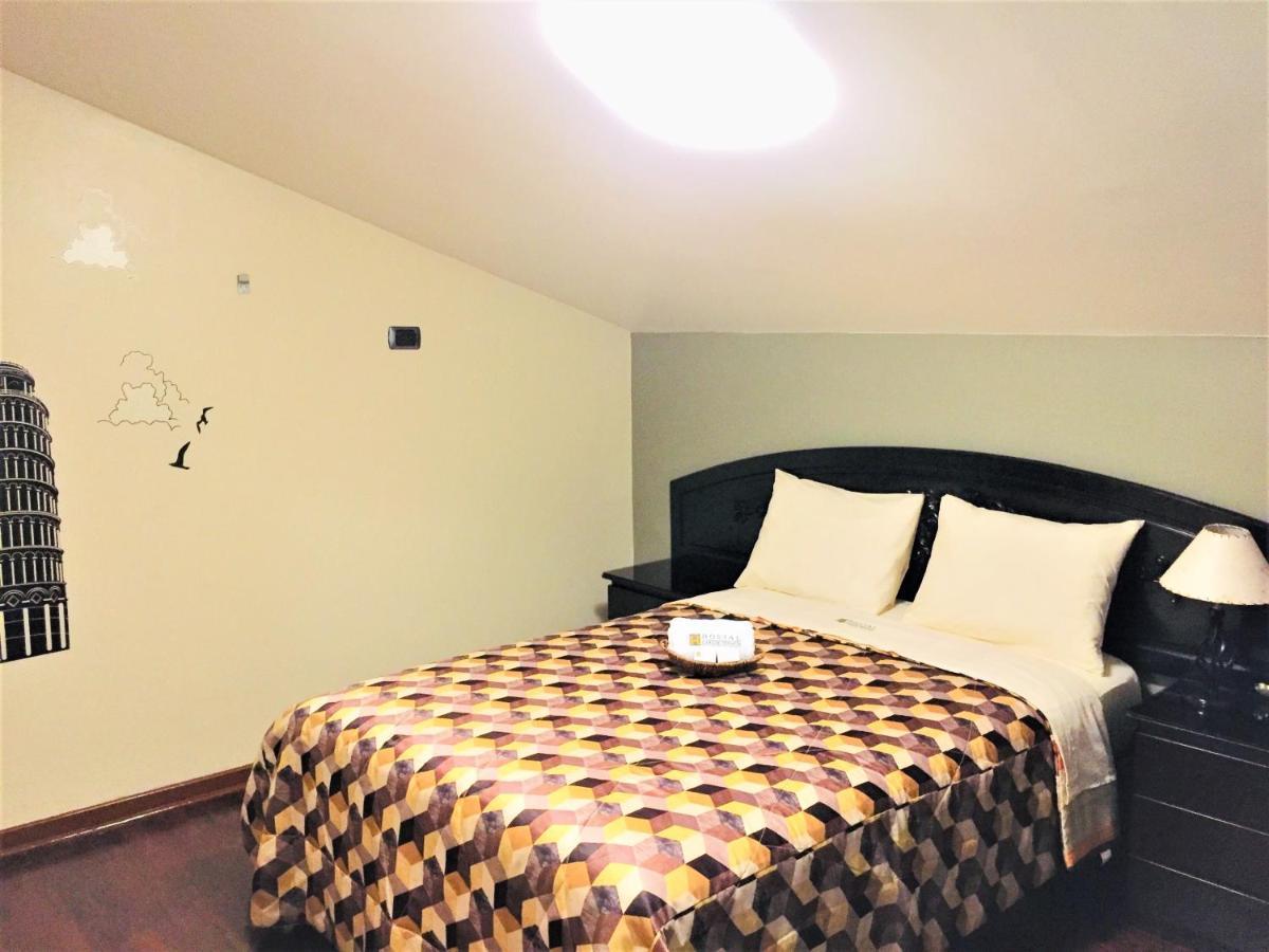 Hostal Carlos Tenaud 리마 외부 사진